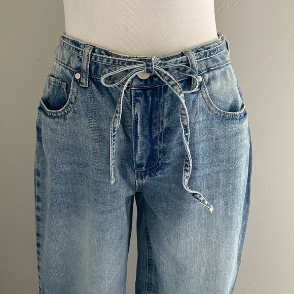 Blue Barrel leg jeans NWT - Picture 2 of 11